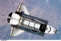 STS112 atlantis.jpg (88810 octets)