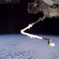 2005 iss011e09878.jpg (274366 octets)