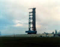 1972_ap16-KSC-72PC-17.jpg (73496 octets)