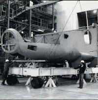 endeavour fuselage avant.jpg (41992 octets)