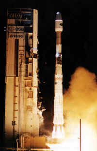 1998 V107 launch.jpg (221597 octets)