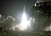 2002 V157 launch.jpg (120765 octets)