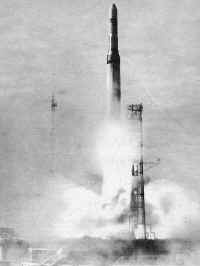 1966 europa F4 launch.jpg (99724 octets)