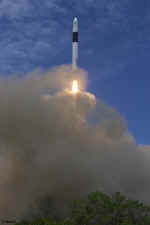 2007 spacex demo2 11.jpg (29974 octets)