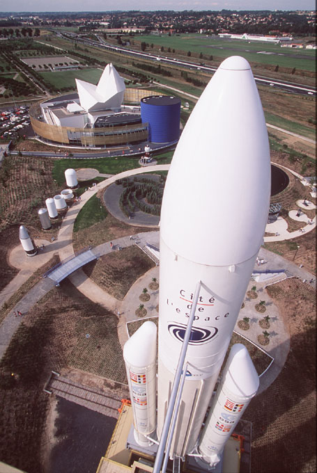 ESPACE. La fusée Ariane 5 décolle, mais deux satellites sont dans la nature